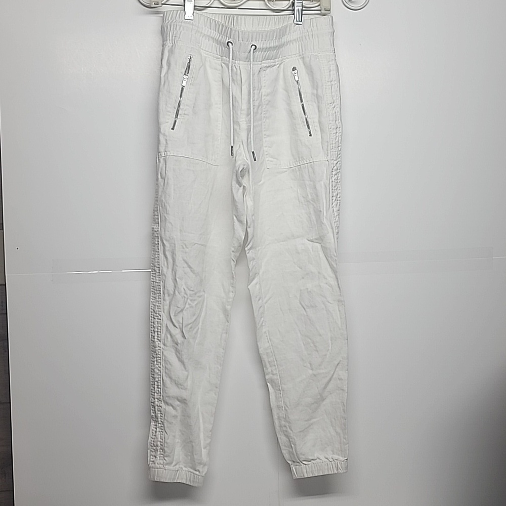 Athleta Cabo LINEN jogger white elastic waist and cuffs. 4 Pockets. Trendy comfy